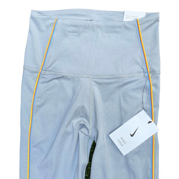 Nike Yoga Gray Rainbow High Waisted 7/8 Skinny Workout Silver Legging NEW S - Picture 13 of 13